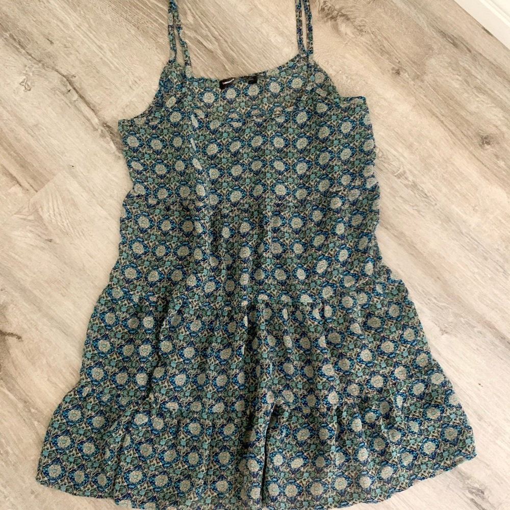Floral slightly sheer flippy dress size S - Picture 2 of 5
